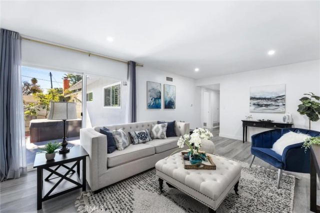 8356 Vanalden Avenue, Northridge, CA 91324