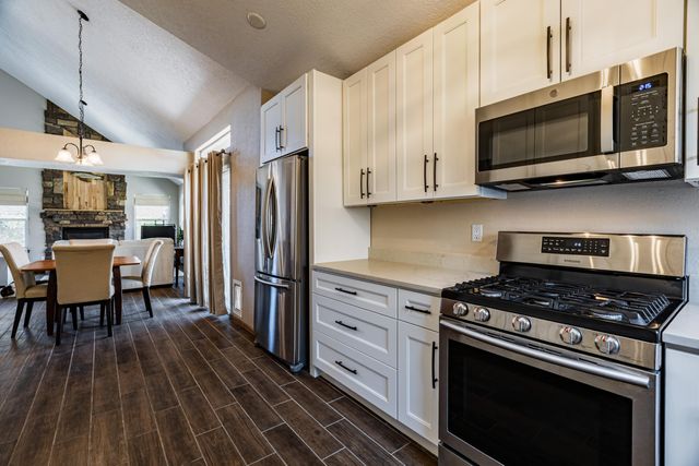 7804 Bursera Drive NW, Albuquerque, NM 87120