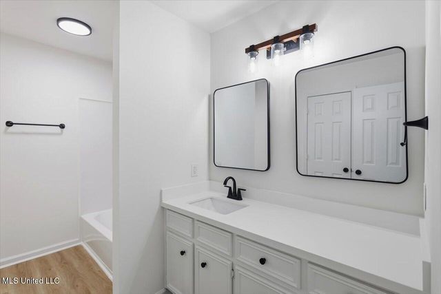 209 N Shadow Lake Drive, Clinton, MS 39056