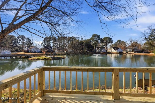 209 N Shadow Lake Drive, Clinton, MS 39056