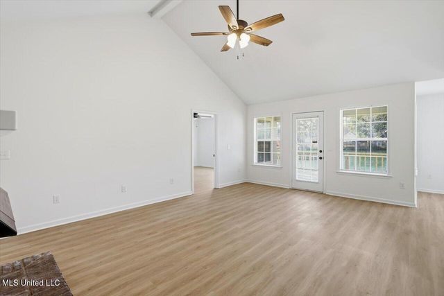 209 N Shadow Lake Drive, Clinton, MS 39056