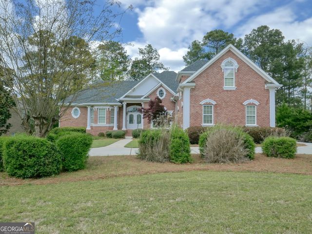 906 Northern Pines Drive, Mcdonough, GA 30253
