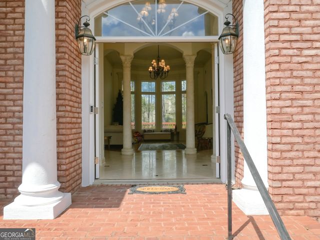 906 Northern Pines Drive, Mcdonough, GA 30253