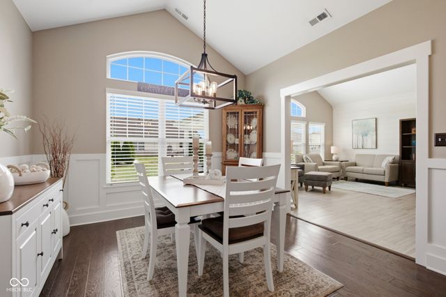 1731 Leisure Way, Greenfield, IN 46140