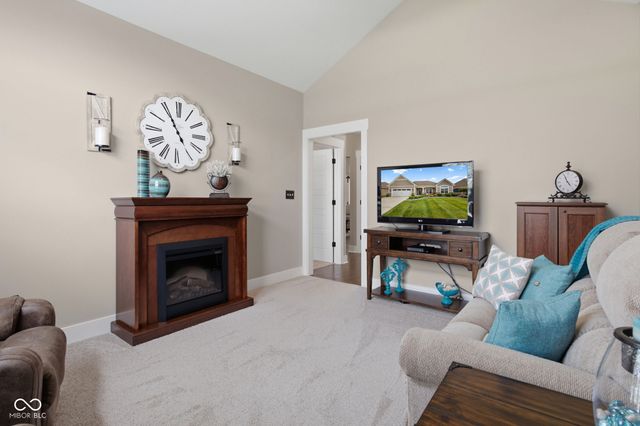 1731 Leisure Way, Greenfield, IN 46140