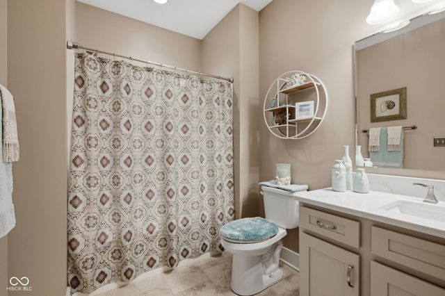 1731 Leisure Way, Greenfield, IN 46140