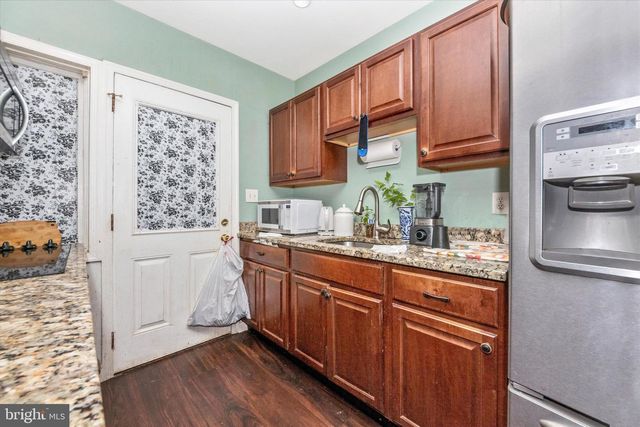 3924 NICHOLSON ST, Hyattsville, MD 20782