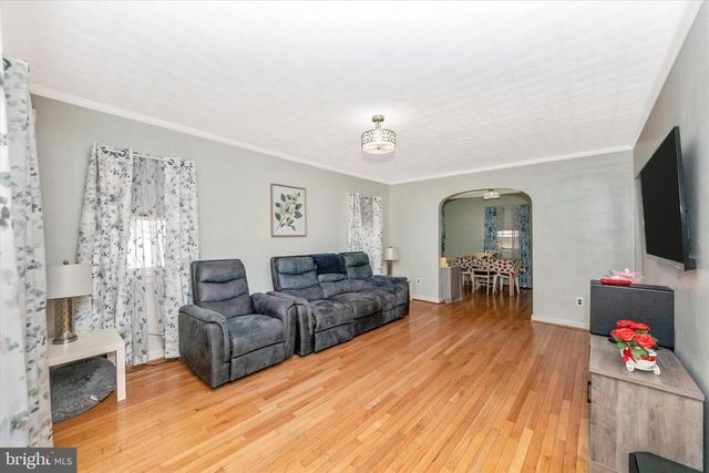 3924 NICHOLSON ST, Hyattsville, MD 20782