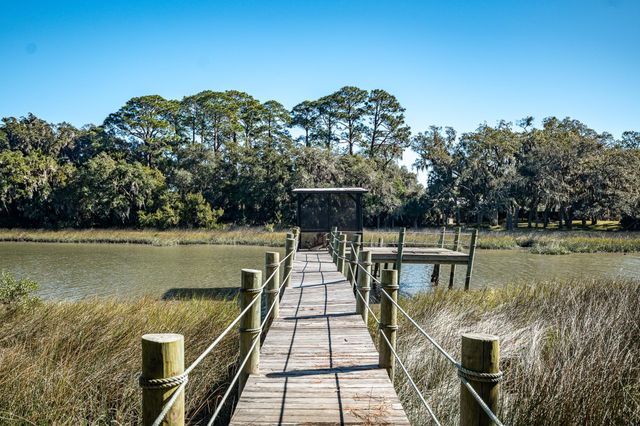 707 Standish Dr, St Augustine, FL 32086