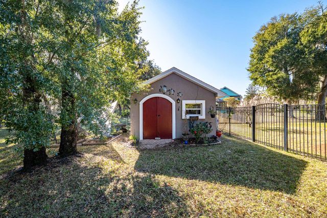 707 Standish Dr, St Augustine, FL 32086