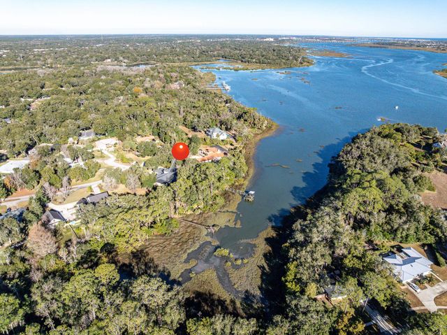 707 Standish Dr, St Augustine, FL 32086