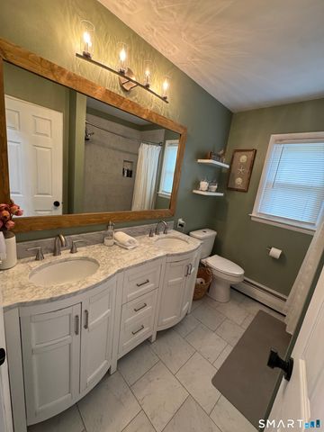 59 Clifford Terrace, New Haven, CT 06512