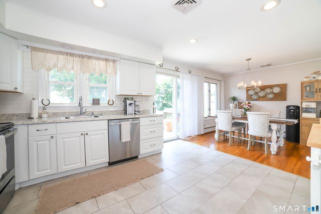 59 Clifford Terrace, New Haven, CT 06512