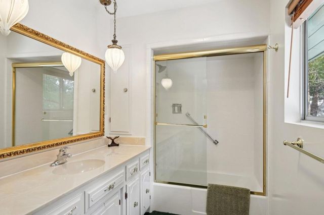 24490 Upper Rim Rock Road, Idyllwild, CA 92549