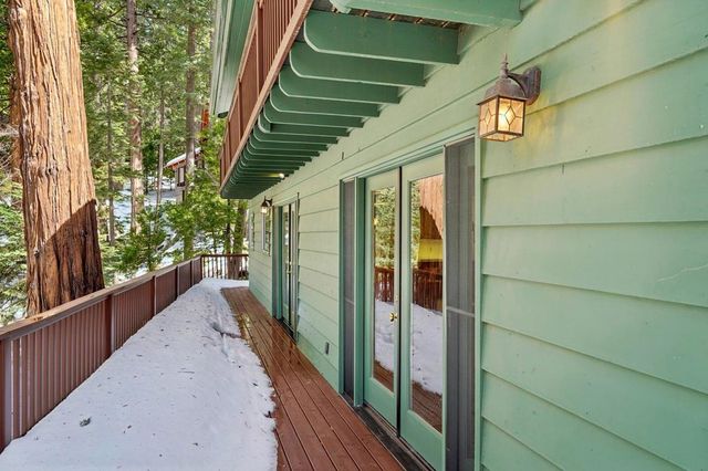 24490 Upper Rim Rock Road, Idyllwild, CA 92549
