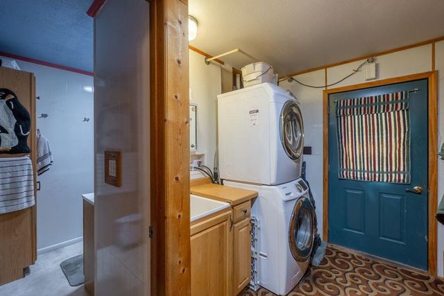 N8981 W ISLAND ROAD, Phillips, WI 54555