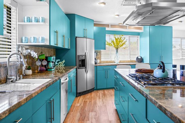 2099 E Racquet Club Road E, Palm Springs, CA 92262