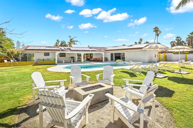 2099 E Racquet Club Road E, Palm Springs, CA 92262
