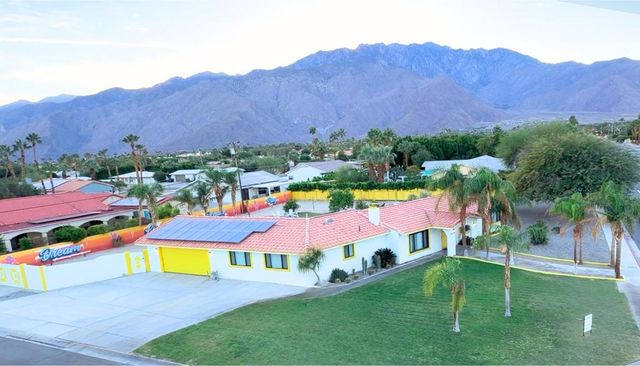 2099 E Racquet Club Road E, Palm Springs, CA 92262
