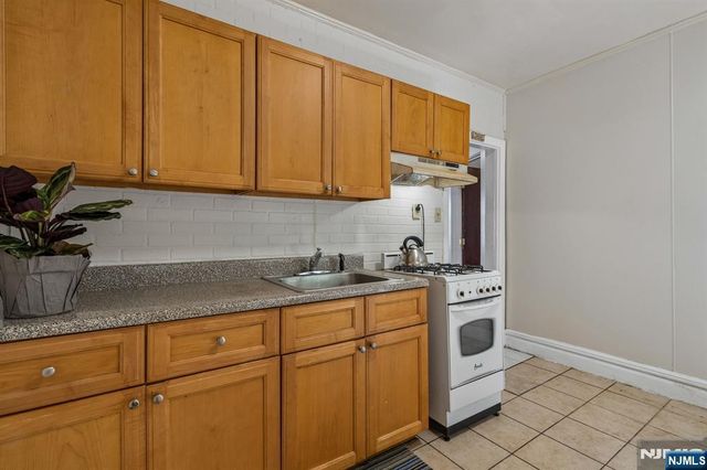 14-16 Scheerer Avenue, Newark, NJ 07112