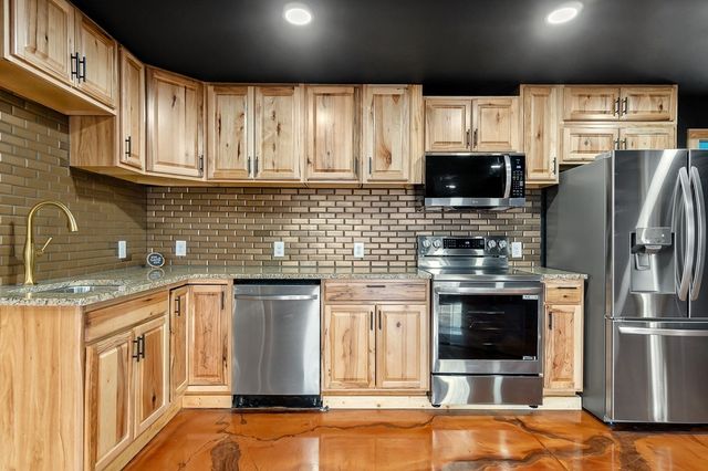 120 Joshua Rd, Cookeville, TN 38501