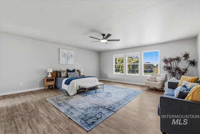 11561 W Rainier Ave, Nampa, ID 83651