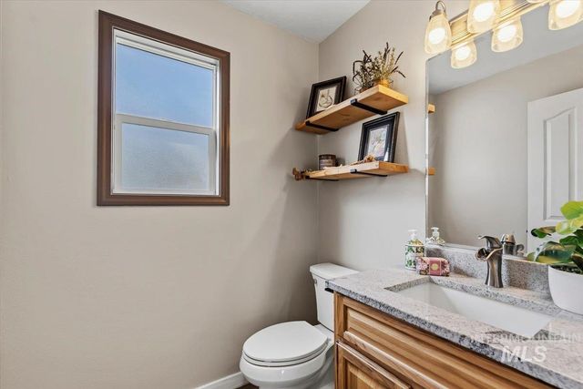 11561 W Rainier Ave, Nampa, ID 83651