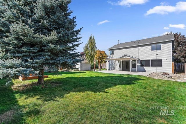 11561 W Rainier Ave, Nampa, ID 83651