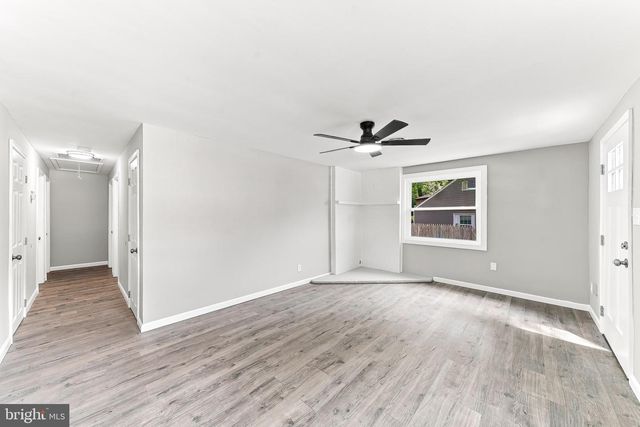 304 FRAZER PL, New Castle, DE 19720