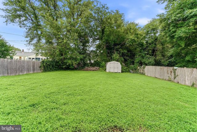 304 FRAZER PL, New Castle, DE 19720