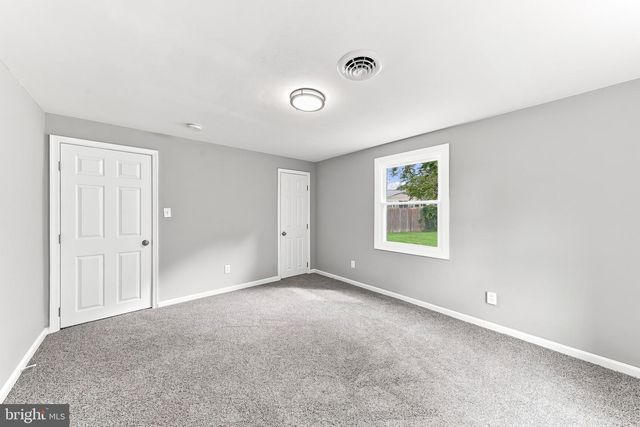 304 FRAZER PL, New Castle, DE 19720