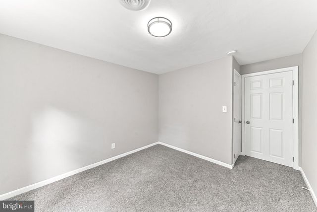 304 FRAZER PL, New Castle, DE 19720