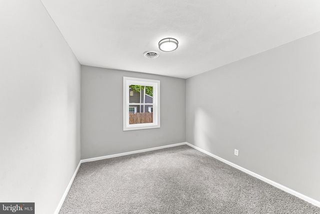 304 FRAZER PL, New Castle, DE 19720