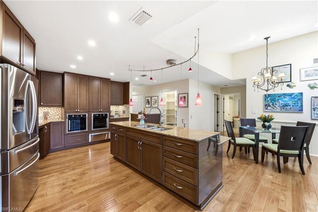 2274 Queens WAY, Naples, FL 34112