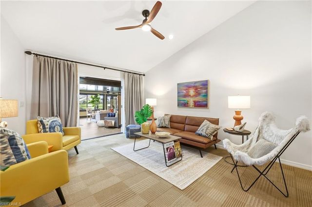 2274 Queens WAY, Naples, FL 34112