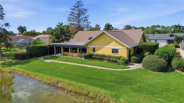 2274 Queens WAY, Naples, FL 34112
