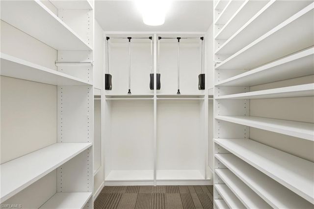 2274 Queens WAY, Naples, FL 34112