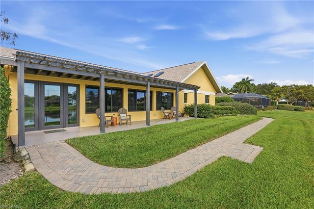 2274 Queens WAY, Naples, FL 34112