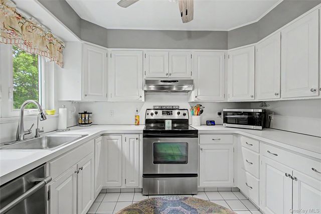 75 S Randolph Avenue, Poughkeepsie, NY 12601