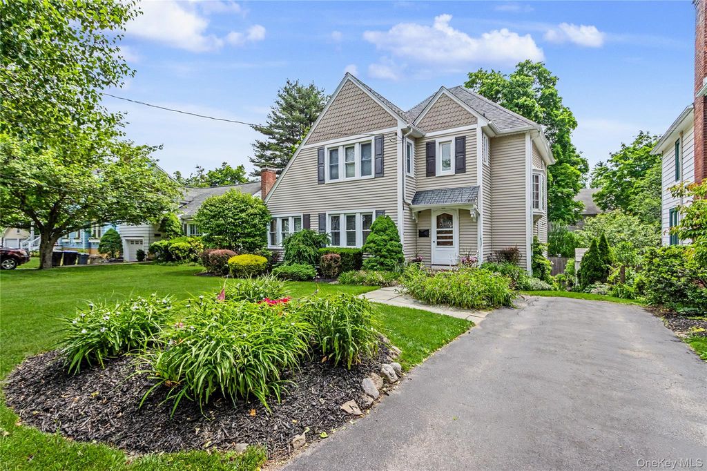 75 S Randolph Avenue, Poughkeepsie, NY 12601