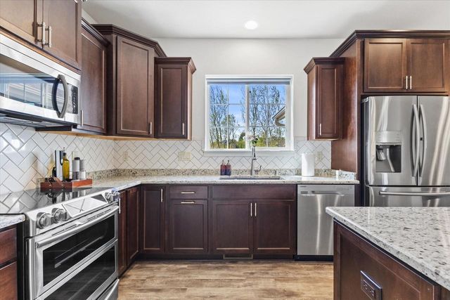 3003 Nostalgic COURT, Hubertus, WI 53033