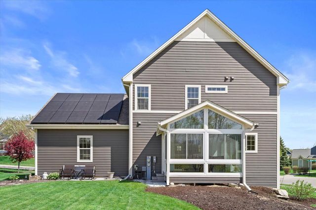 3003 Nostalgic COURT, Hubertus, WI 53033