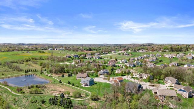 3003 Nostalgic COURT, Hubertus, WI 53033