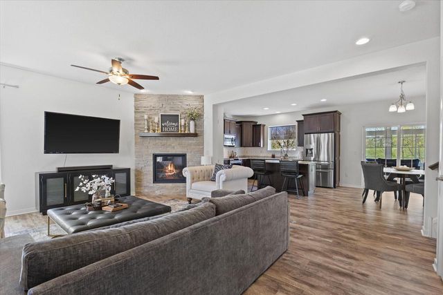 3003 Nostalgic COURT, Hubertus, WI 53033