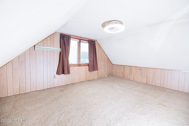 302 Edgeview Road, Keyport, NJ 07735