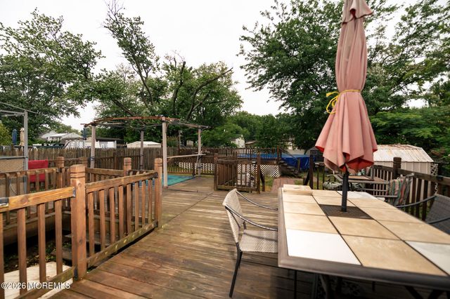 302 Edgeview Road, Keyport, NJ 07735