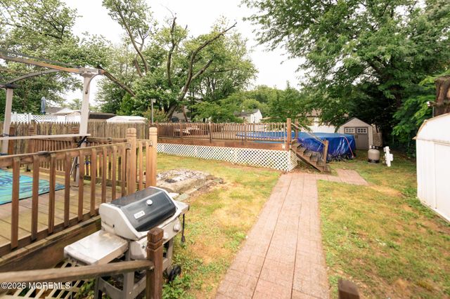 302 Edgeview Road, Keyport, NJ 07735