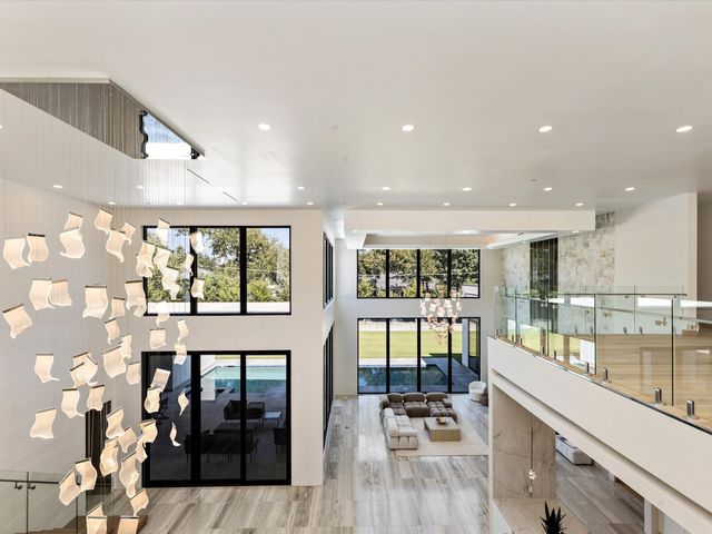 4625 Walnut Hill Lane, Dallas, TX 75229