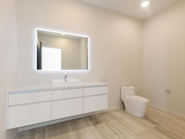 4625 Walnut Hill Lane, Dallas, TX 75229