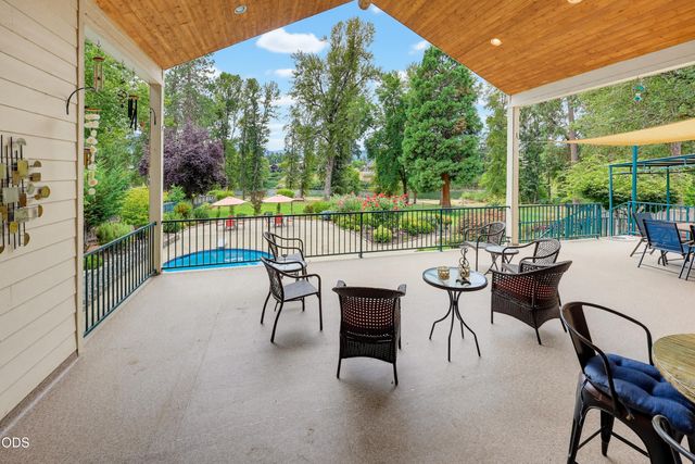 1099 SE Oriole Street, Grants Pass, OR 97526